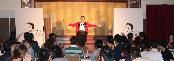 ホテルでのパーティーでも ホテルでのパーティーでも